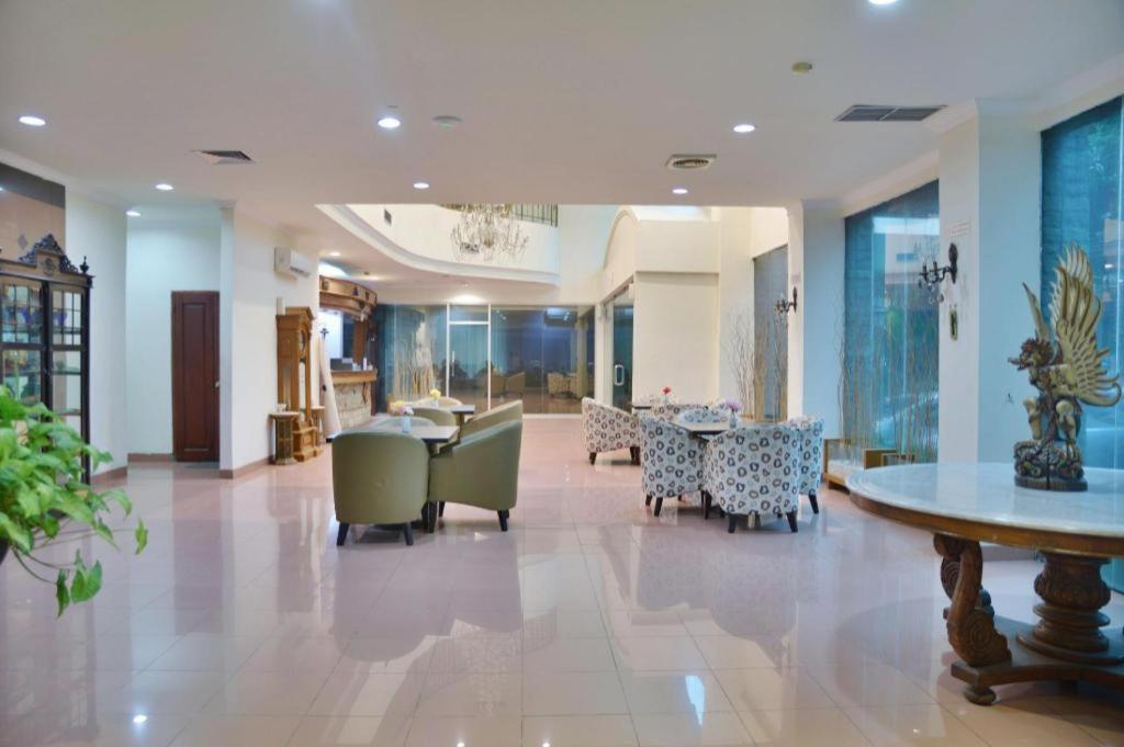Sleepzzz Hotel Senayan Jakarta Kültér fotó